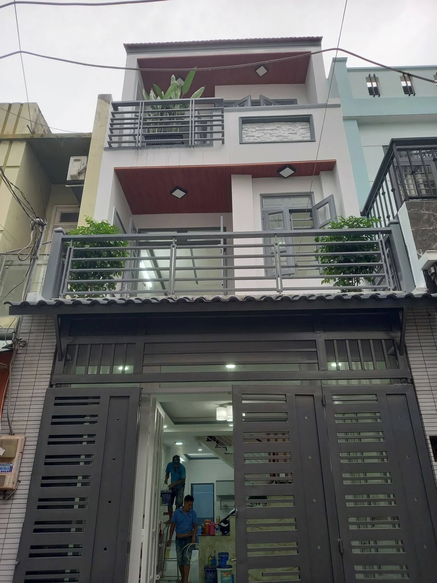 Bán nhà hẻm 4x16m, 1 trệt 2 lầu, 4PN, gần chợ Bình Thành, Liên Khu 4-5, Bình Tân - 5,1 tỷ - Ảnh 1