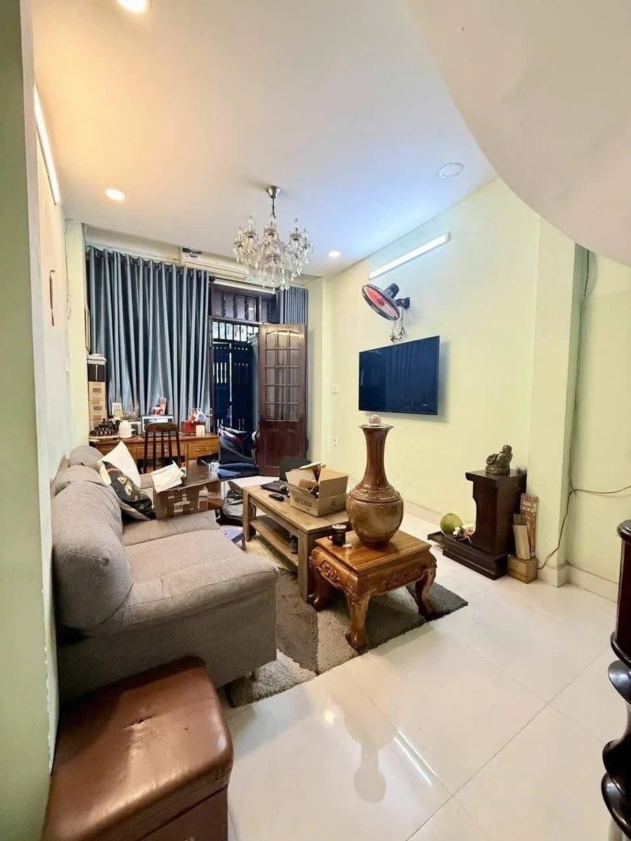 Bán nhà hẻm xe hơi Cách Mạng Tháng 8, Q10, 6PN, 42m², 7.8 tỷ - Ảnh thu nhỏ 2