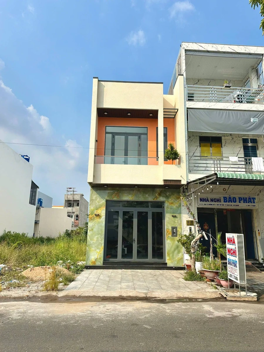 Bán nhà mới 3 phòng ngủ 90m² Rạch Giá 3,35 tỷ - Ảnh 1