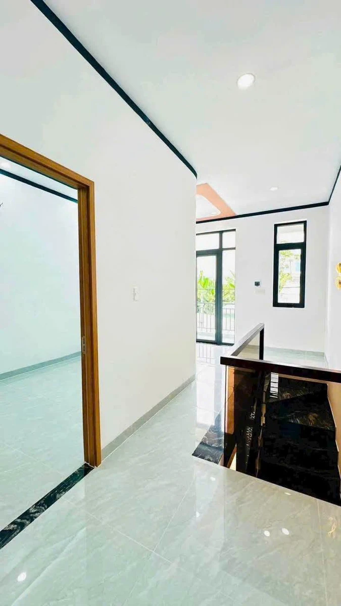 Bán nhà lầu trệt 3PN 60m² Dĩ An, giá 3 tỷ 100 triệu - Ảnh thu nhỏ 4