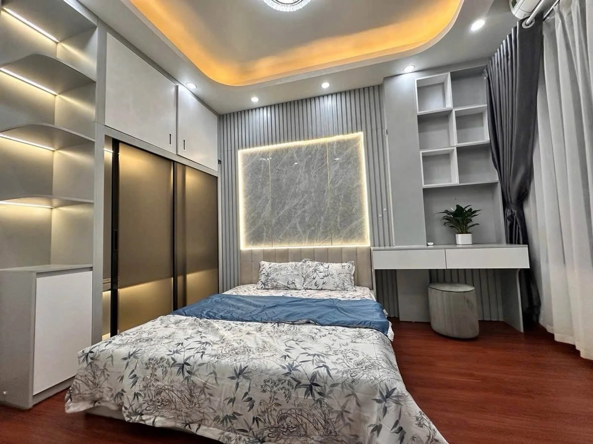 Bán nhà 4 tầng 23m2 mặt tiền 5m gần Hồ Ba Mẫu, Đống Đa, Hà Nội - Ảnh 1