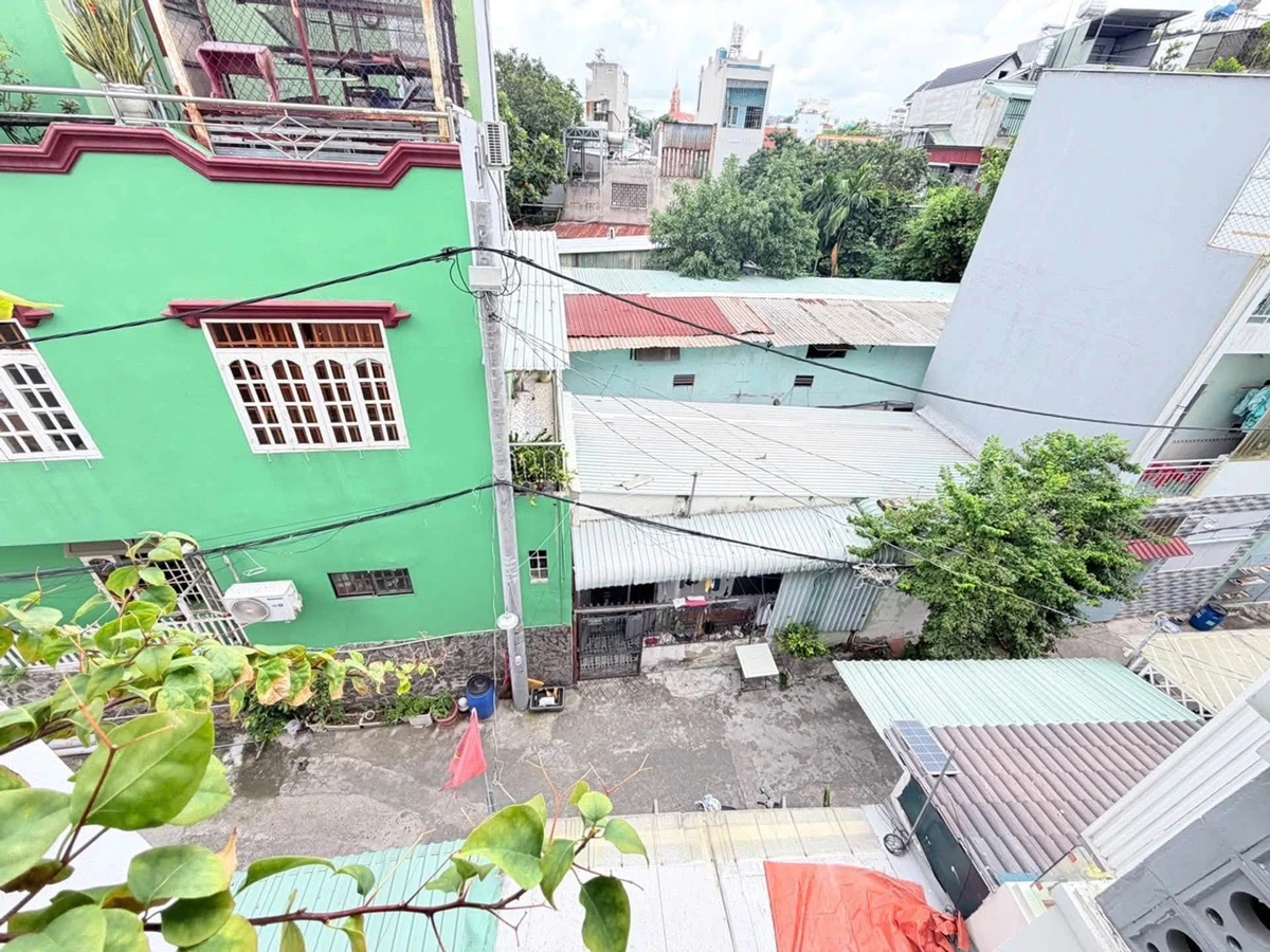 Bán nhà 3 tầng 52m² Quận 9, 5,7 tỷ - Ảnh thu nhỏ 3