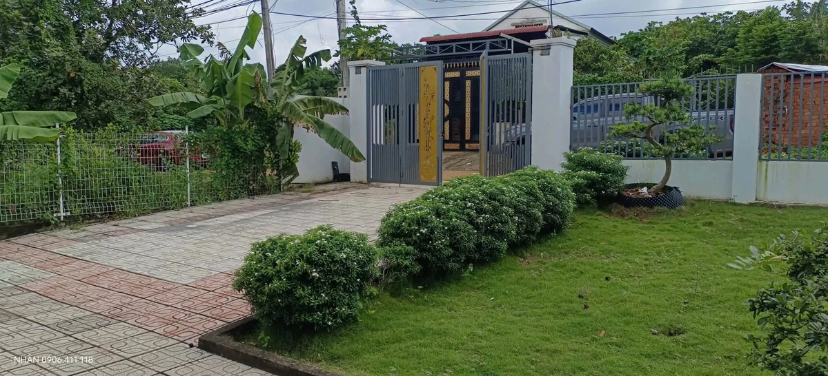 Bán nhà vườn Tân Phú 450m² giá 2.2 tỷ - Ảnh 1
