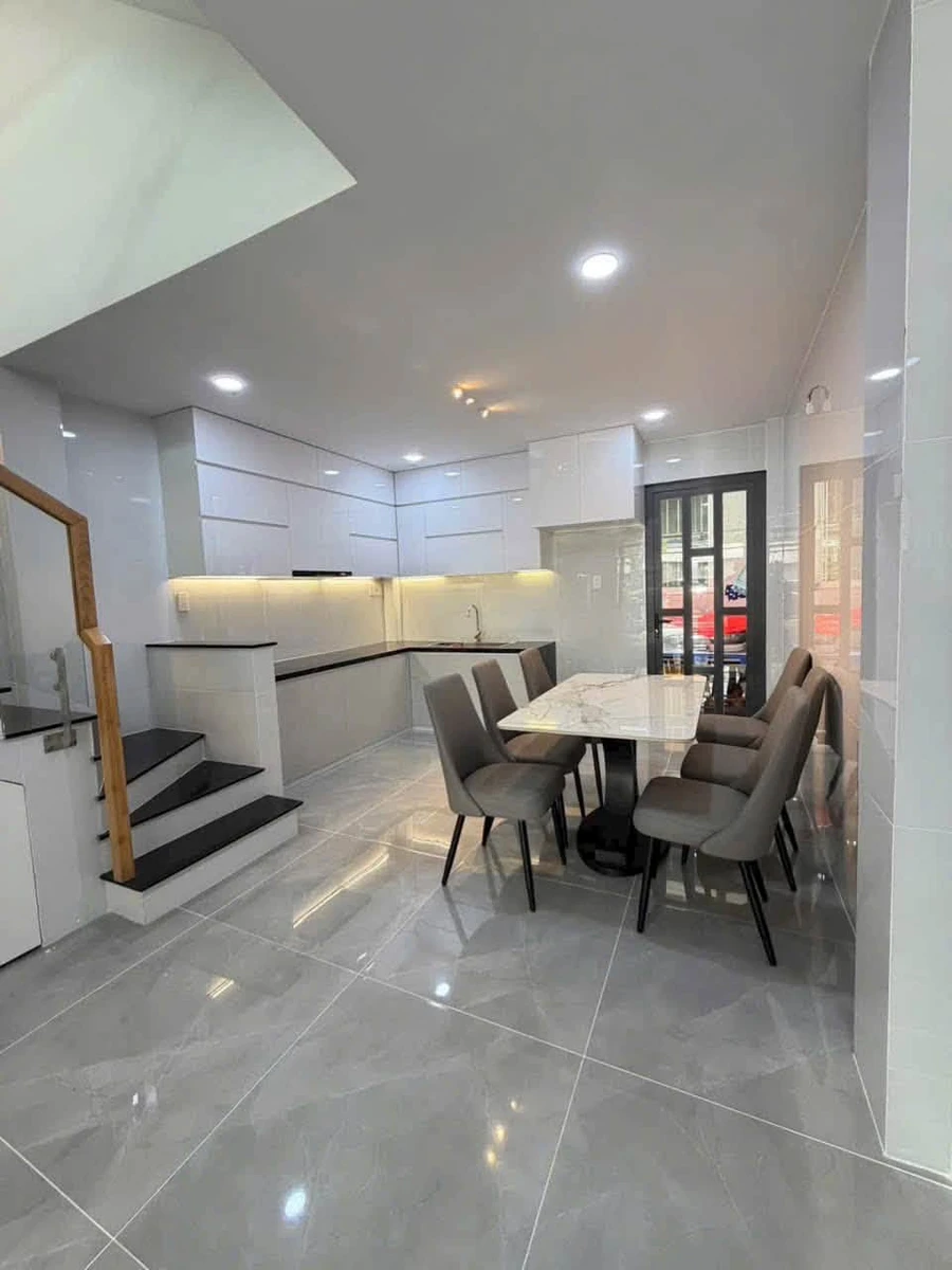 Bán nhà hẻm xe hơi 56m2, 5 tầng 6PN có nội thất đường Lạc Long Quân, Quận 11 - Ảnh thu nhỏ 4