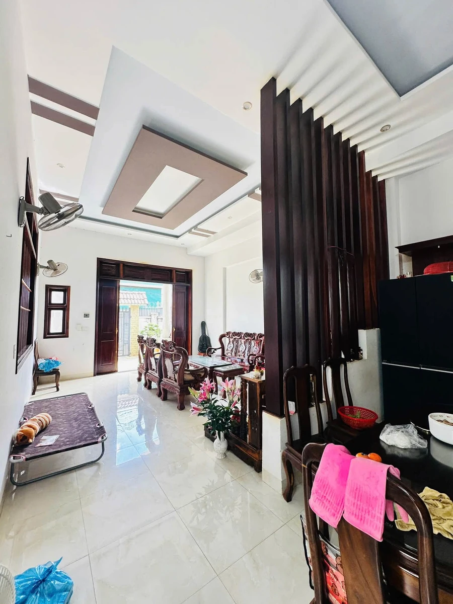 Bán nhà mái thái 3PN, 275m², 5,65 tỷ, Mai Hắc Để - Ảnh thu nhỏ 3