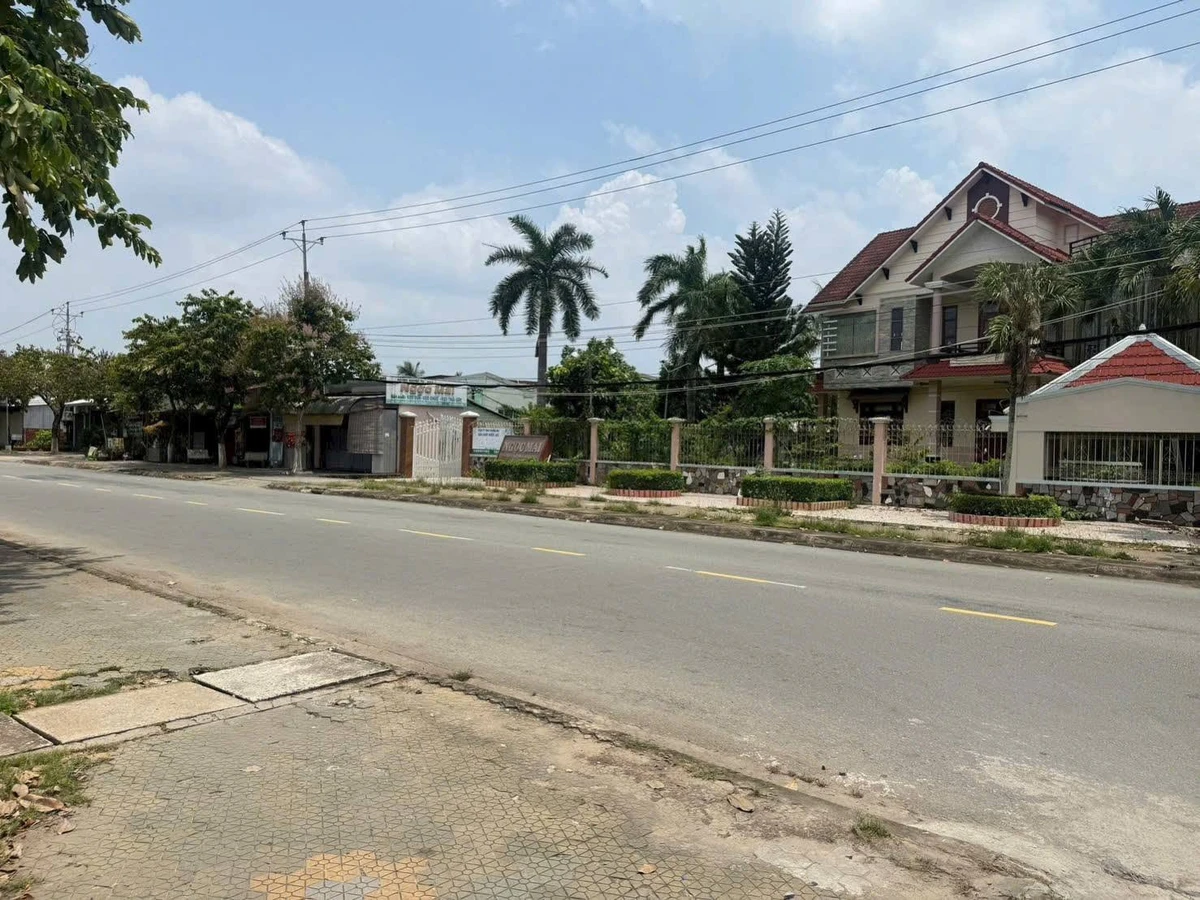 Bán đất thổ cư 200m2 Bình Phú Bến Tre 1 tỷ 390 - Ảnh 1