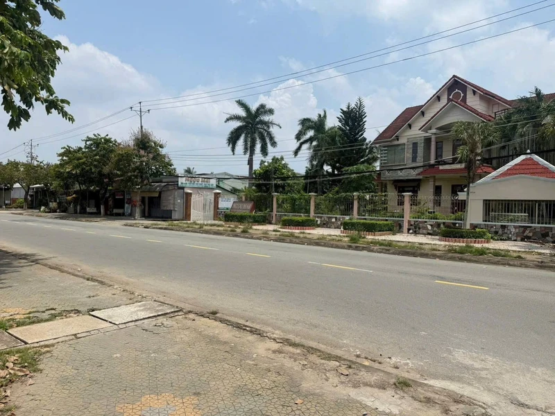 Bán đất thổ cư 200m2 Bình Phú Bến Tre 1 tỷ 390