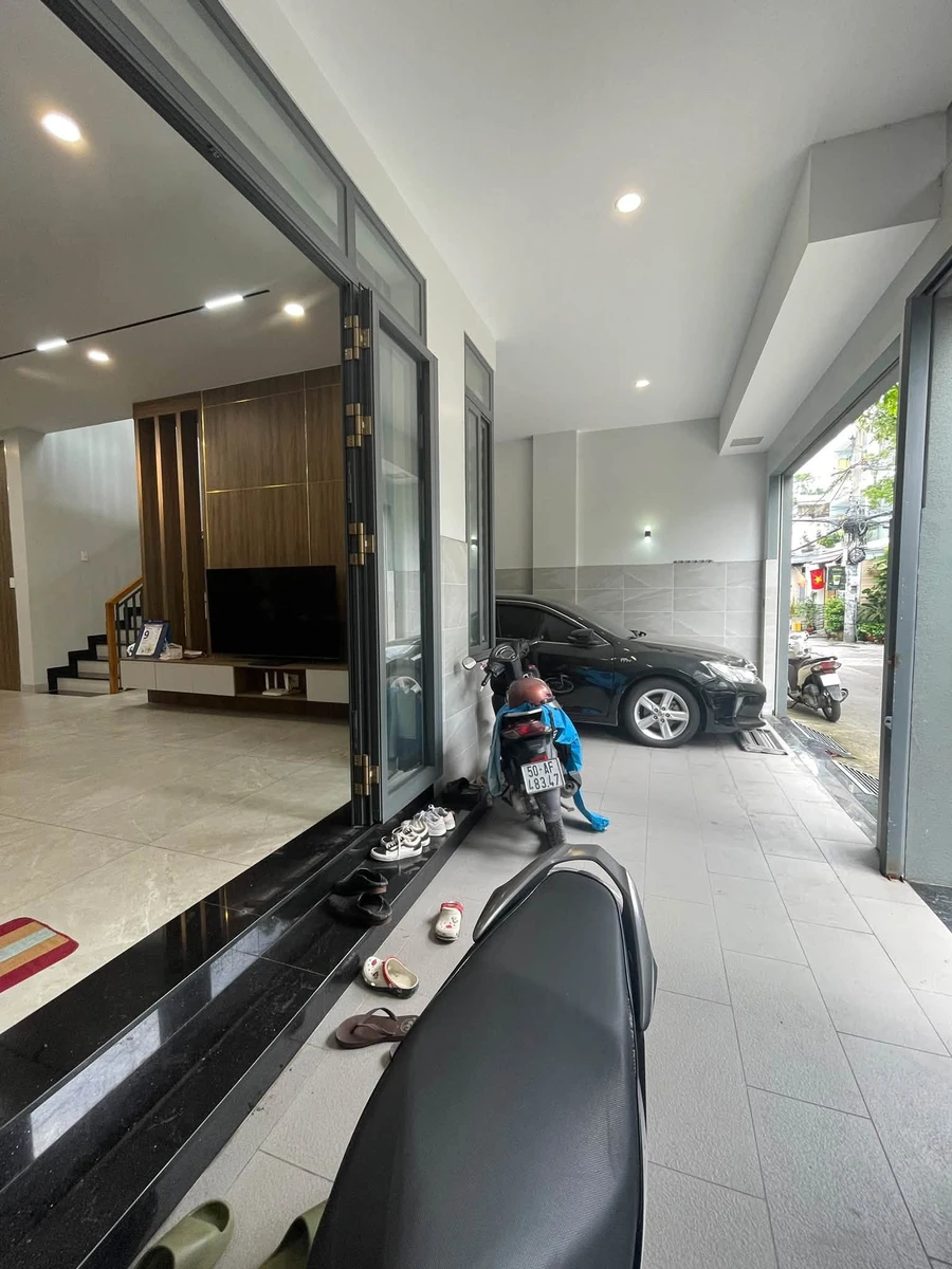 Bán nhà 3 tầng 5 phòng ngủ 112m2 Bình Tân - Ảnh thu nhỏ 2