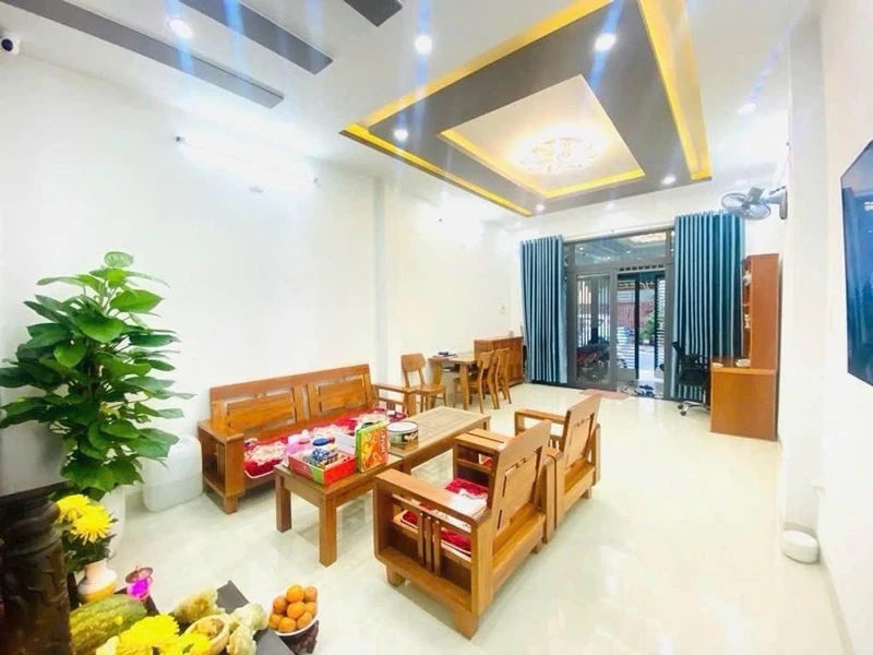 Bán nhà 2 tầng mặt tiền 70m² Lưu Trọng Lư Đà Nẵng 7 tỷ