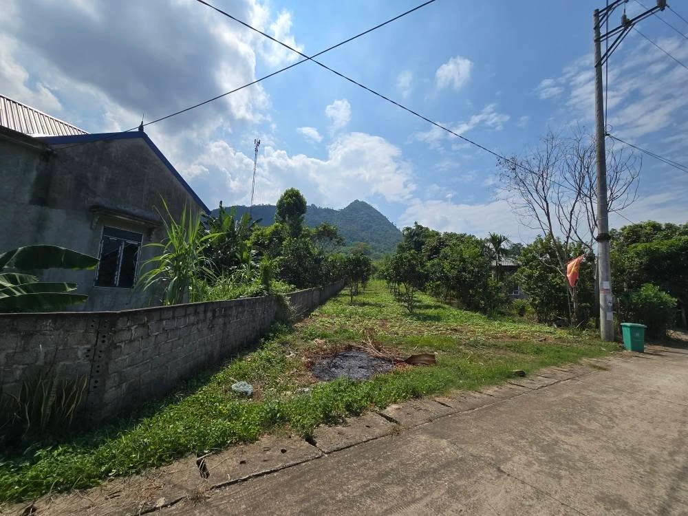 Bán đất 868m2 view núi Đà Bắc Hòa Bình giá 1 tỷ - Ảnh 1