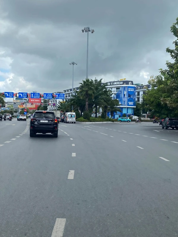 Bán nhà 3 tầng 59m² Cao Thắng Hạ Long, giá 5 tỷ