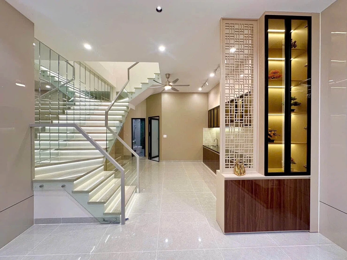Bán nhà mặt tiền Đặng Thái Mai Rạch Giá 76m² 3PN giá 2 tỷ 980 triệu - Ảnh thu nhỏ 5