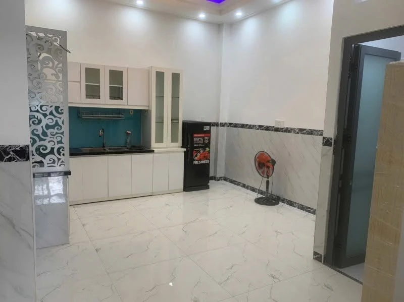 Bán nhà 4 tầng 6PN hẻm ô tô gần ĐH Công Nghiệp, Gò Vấp, giá 9,39 tỷ - Ảnh thu nhỏ 3