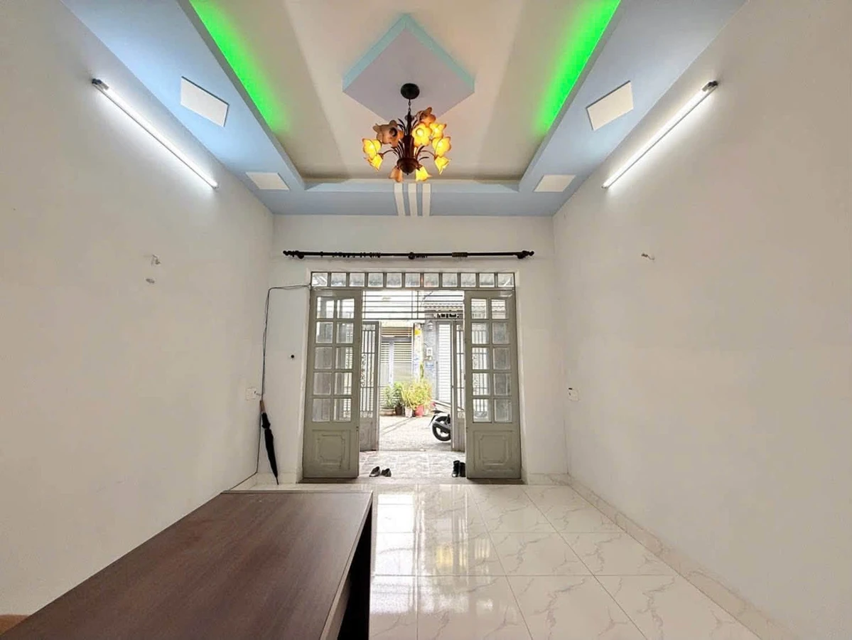 Bán nhà 2 tầng BTCT 4x16m, 4PN, ô tô vào nhà, gần Hiệp Thành City, Quận 12 - Ảnh thu nhỏ 3