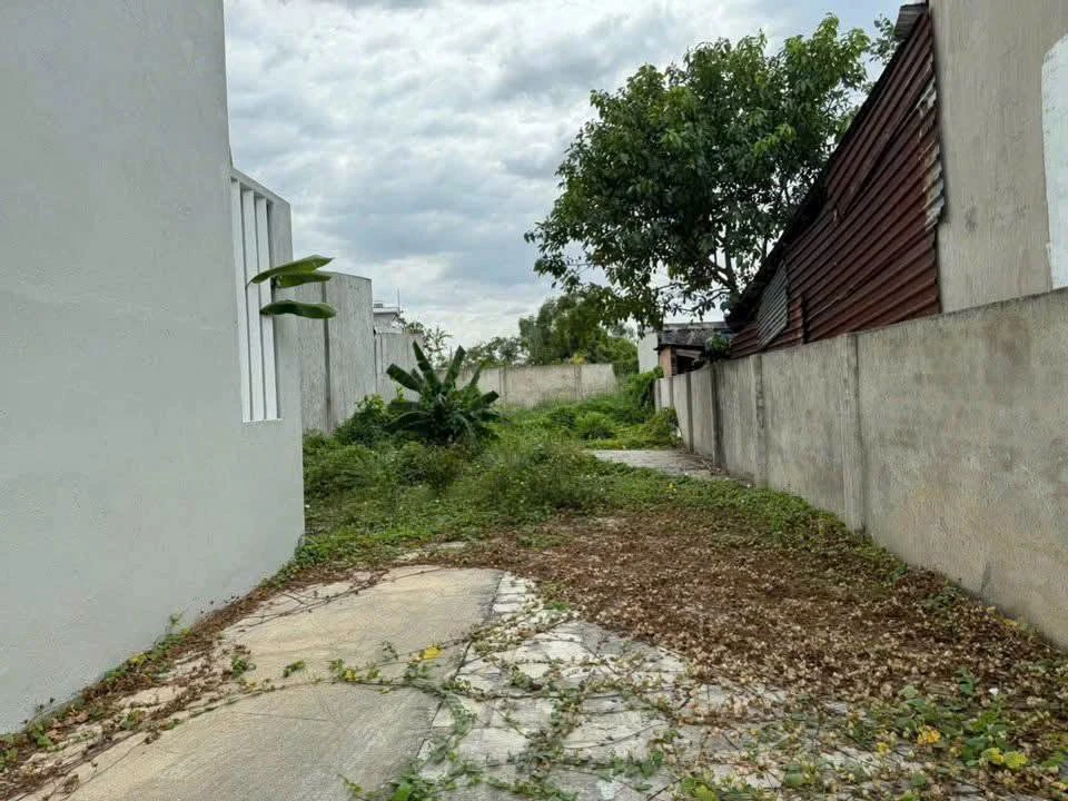Bán đất biệt thự KP7 400m² Tân Phong 5,65 tỷ - Ảnh thu nhỏ 2