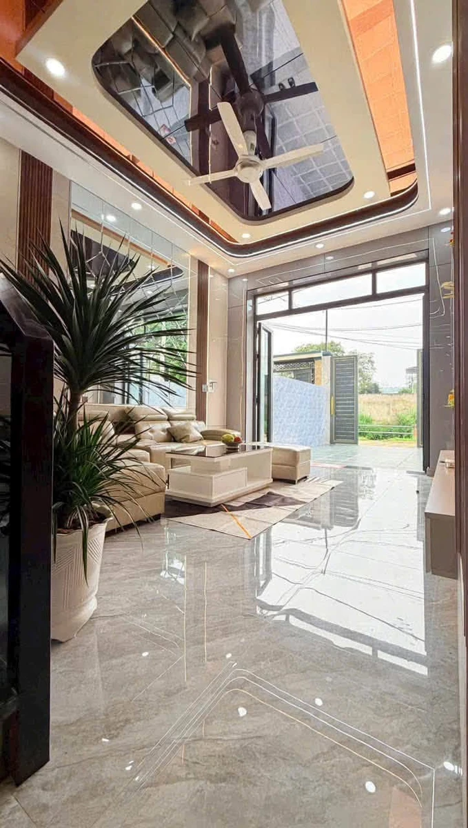 Bán nhà 1 trệt 1 lầu 100m2 Tân Đông Hiệp 5,5 tỷ - Ảnh thu nhỏ 5