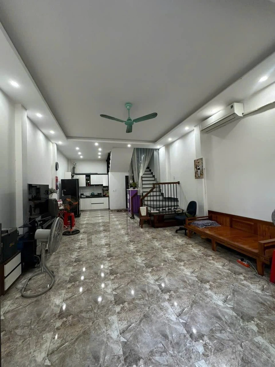 Bán nhà 2 tầng 54m2 3 PN Phường Hạc Thành 2 tỷ - Ảnh thu nhỏ 2