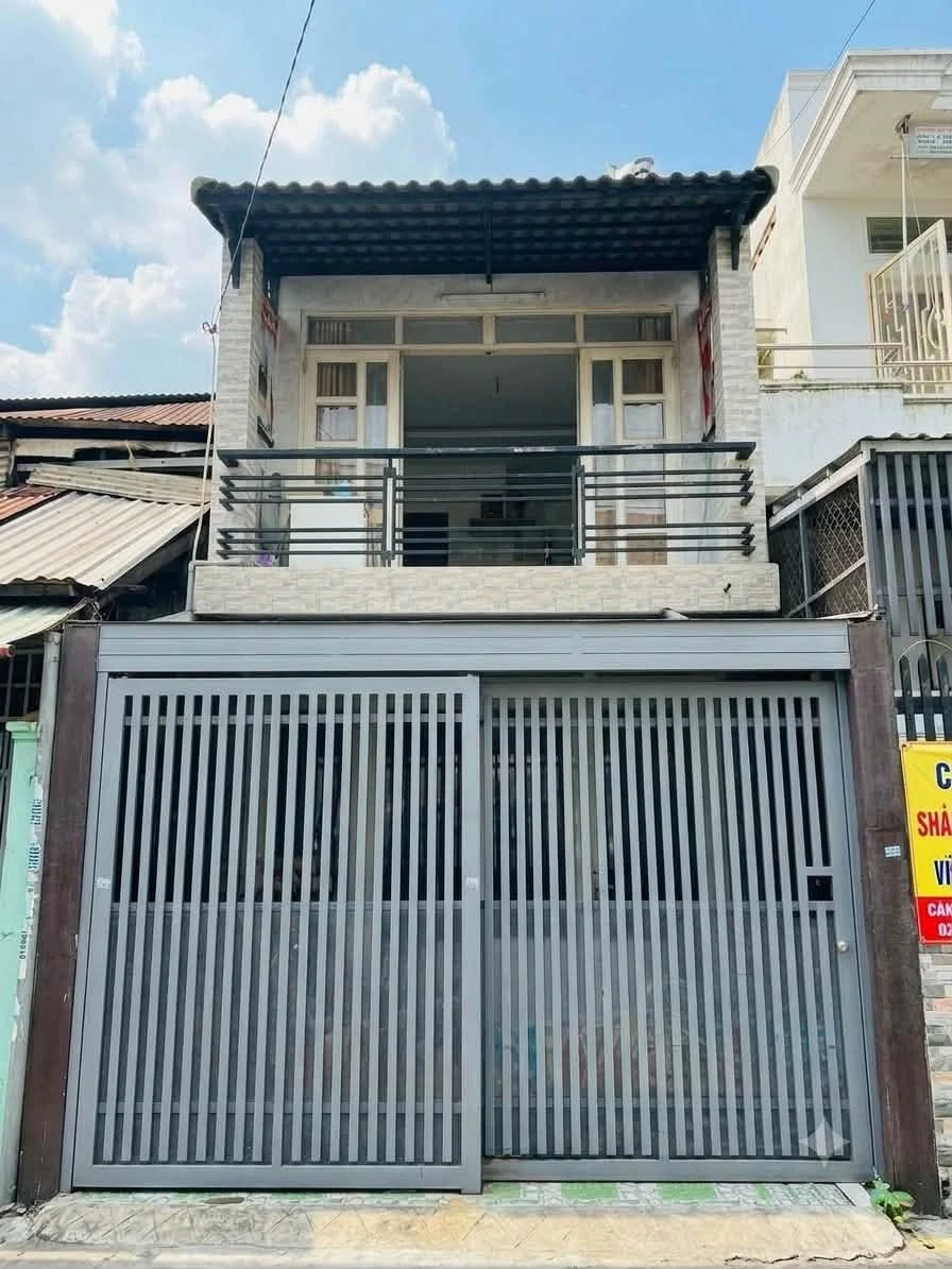 Bán nhà 2 tầng 31m2 hẻm xe hơi thông, Bình Thạnh, giá 4 tỷ - Ảnh 1