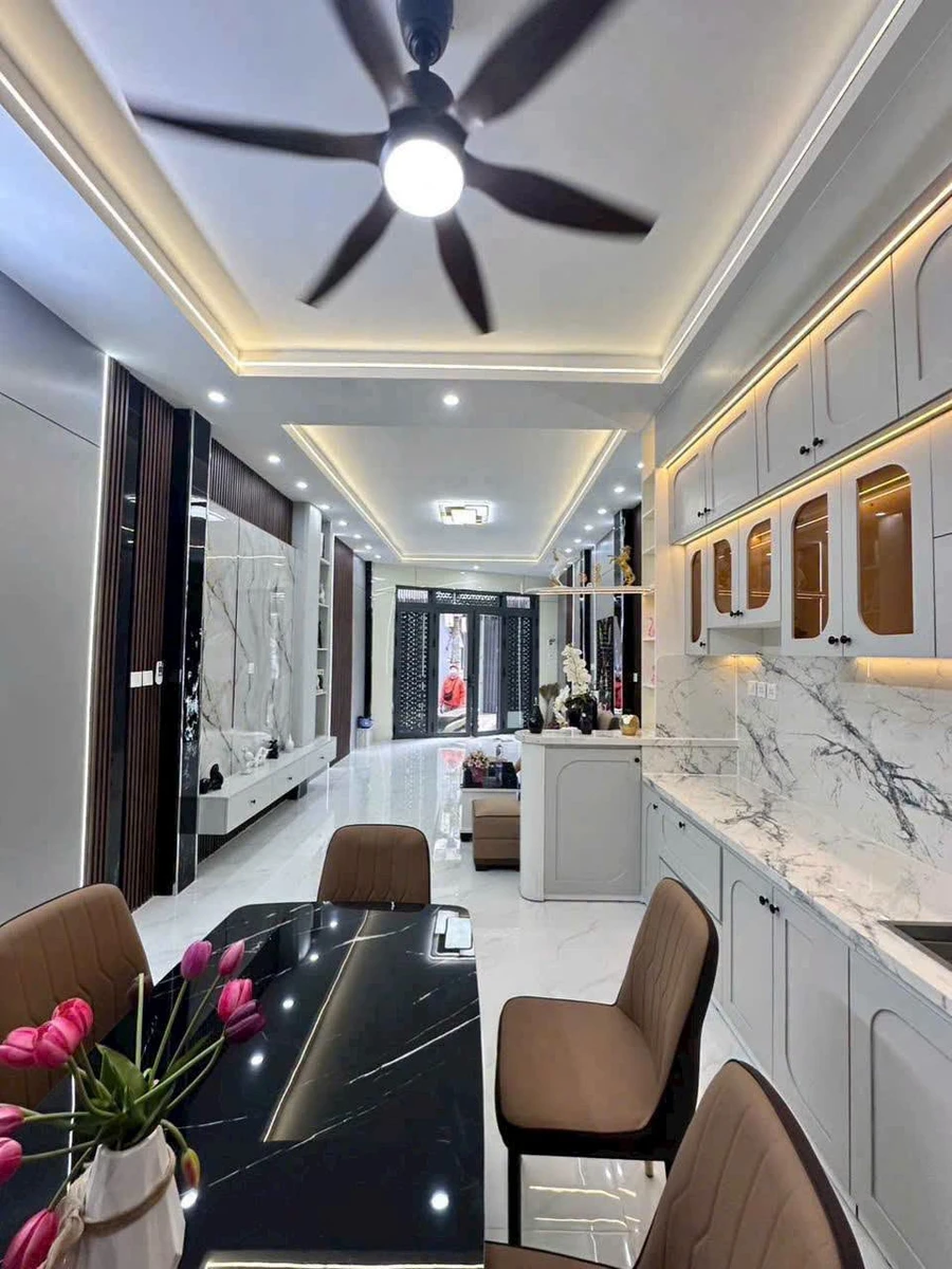 Bán nhà Q7 52m² 4x13 3PN 5,95 tỷ - Ảnh thu nhỏ 2