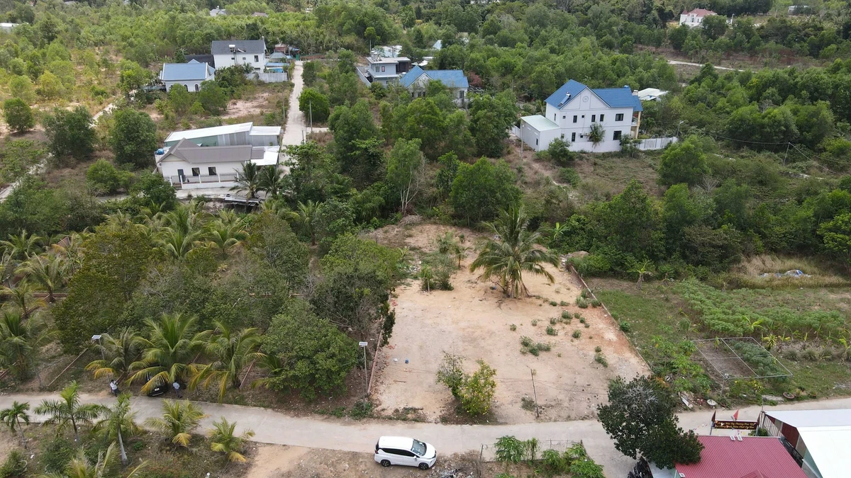 Bán lô đất 1.117m² Phú Quốc, gần suối, giáp biển - Ảnh thu nhỏ 3