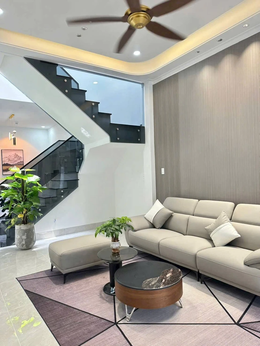 Bán nhà 1 trệt 1 lầu 77m² gần chợ Phú Thuỷ Phan Thiết - Ảnh thu nhỏ 2