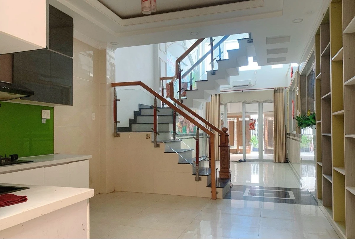 Nhà bán 4 tầng 5PN 78m2 Quận 12 giá 6,8 tỷ - Ảnh thu nhỏ 4