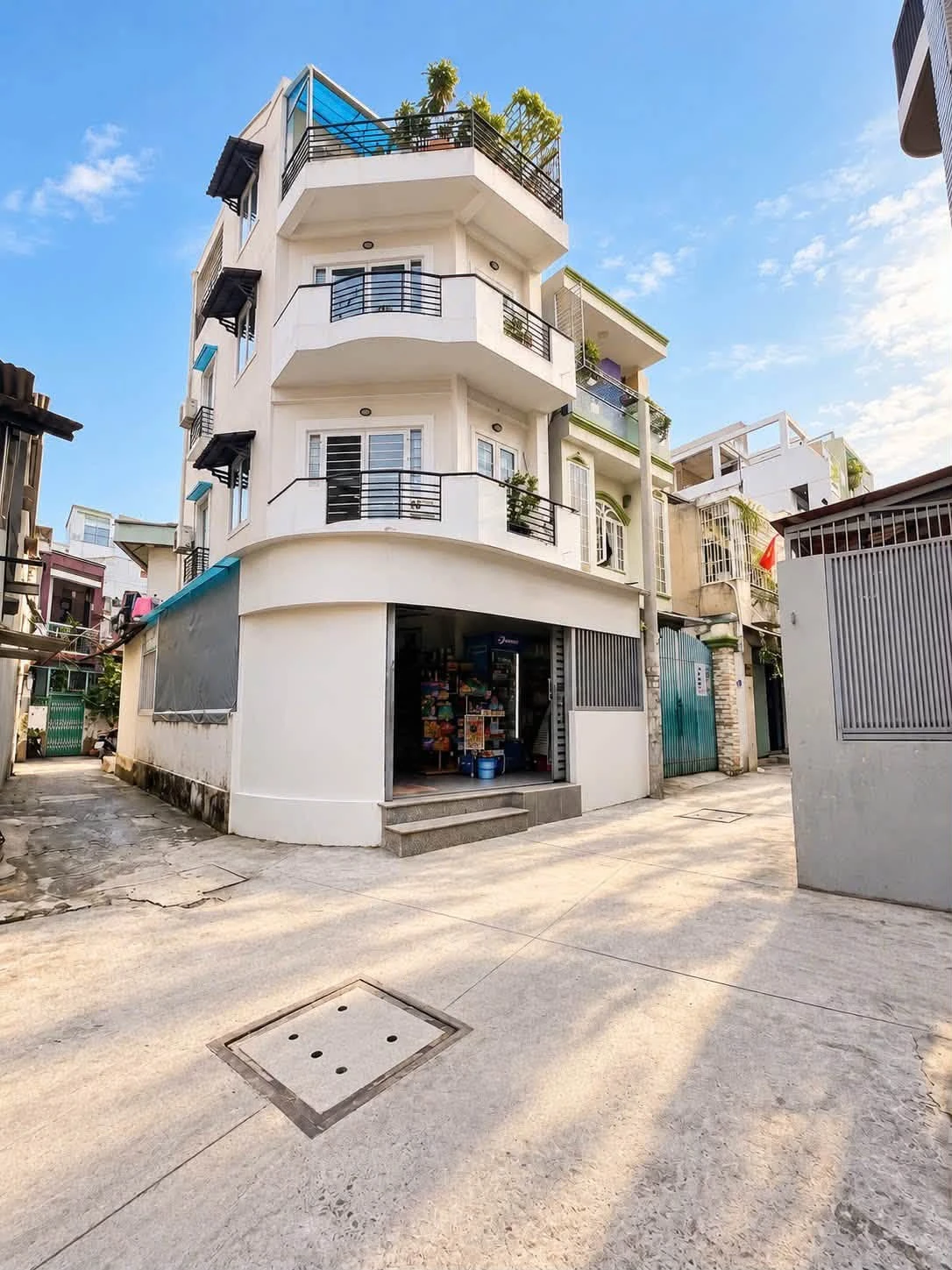 Bán nhà 68m² ngang 6,1m Phan Đăng Lưu, Bình Thạnh - Ảnh 1