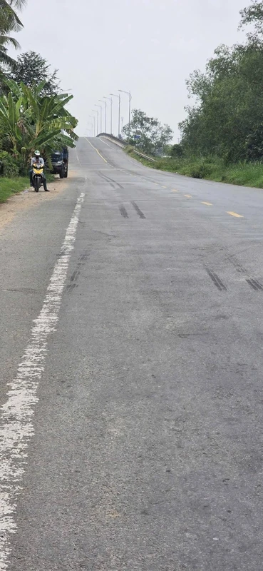 Bán đất Bến Tre 302m2 tại Phương Phú Tân 690 triệu