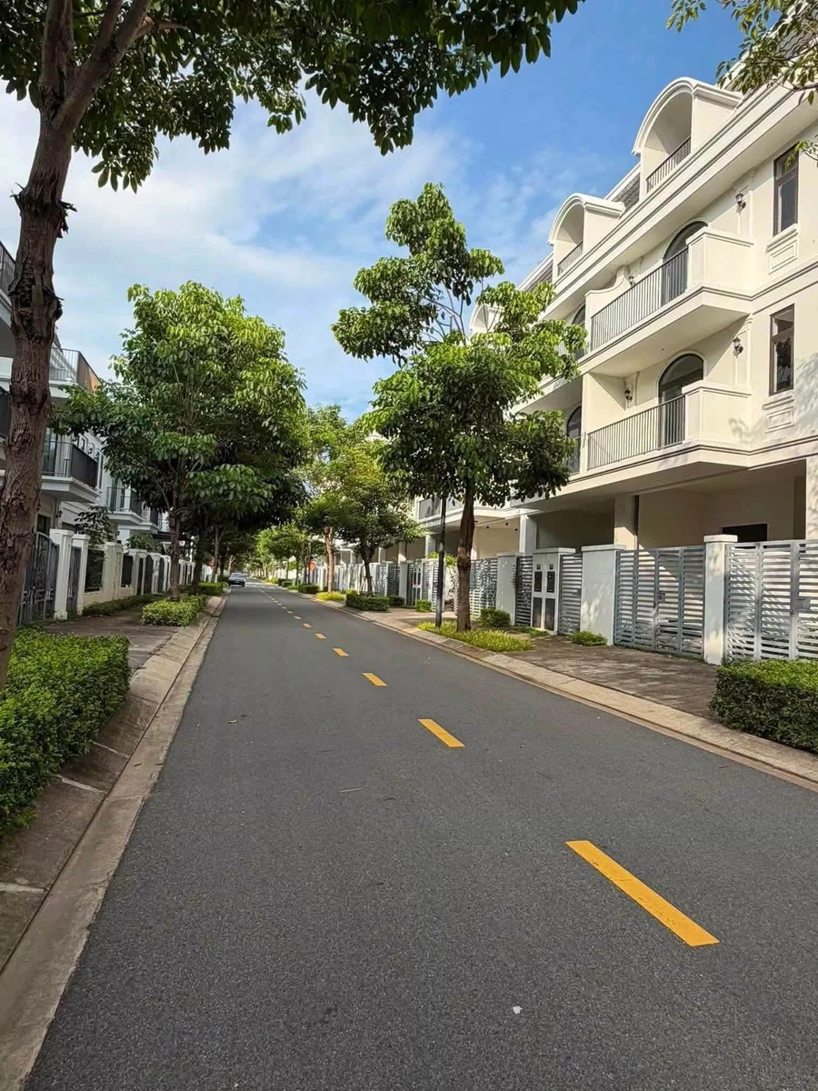 Bán nhà phố La Vida Vũng Tàu 102m² 8,6 tỷ - Ảnh thu nhỏ 2