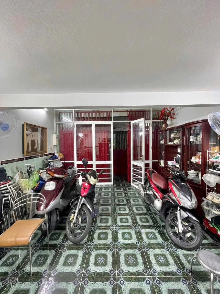 Bán nhà sát mặt tiền Sư Vạn Hạnh Quận 10, 48m2, 4 tầng 4PN, 8,9 tỷ - Ảnh thu nhỏ 2