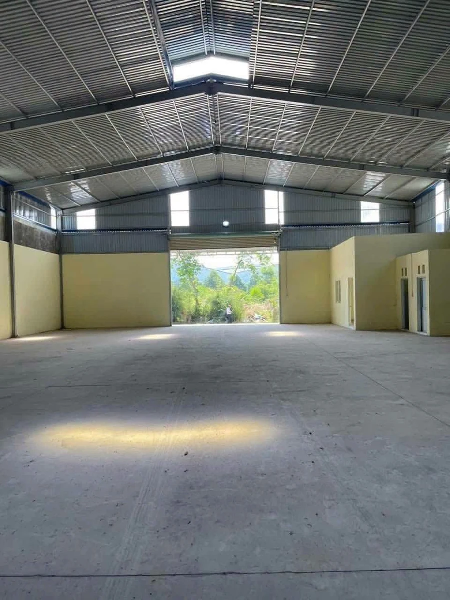 Cho thuê nhà xưởng 800m² Tân Uyên 60 triệu/tháng - Ảnh thu nhỏ 3
