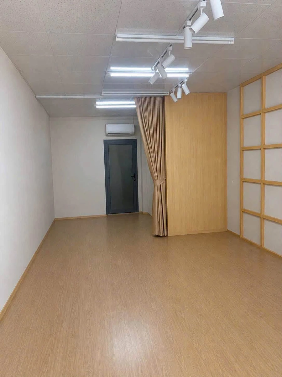 Cho thuê mặt bằng 64m² Đại lộ Đồng Khởi, 10 triệu/tháng - Ảnh 1