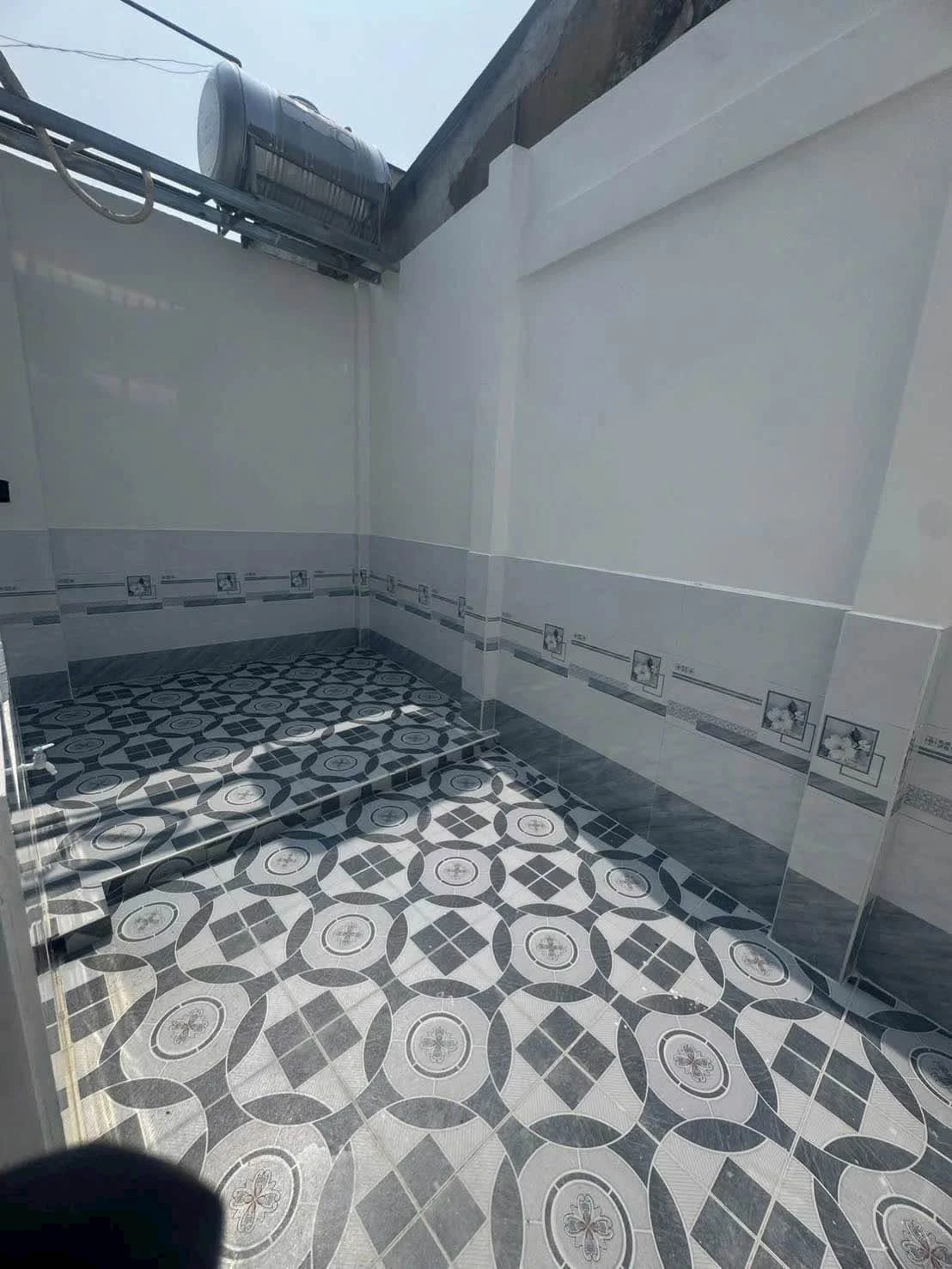 Bán nhà cấp 4 có 2 phòng ngủ 110m² tại Xuân Thới Sơn - Ảnh 1