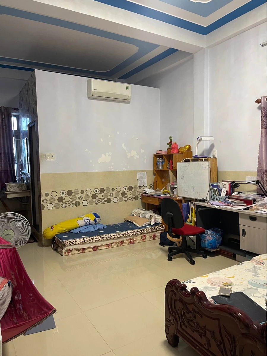 Bán nhà 4 tầng 60m² trung tâm Quy Nhơn gần chợ - Ảnh thu nhỏ 3