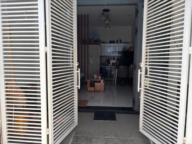 Bán nhà 1 trệt 1 lầu 50m2 gần ga Biên Hòa