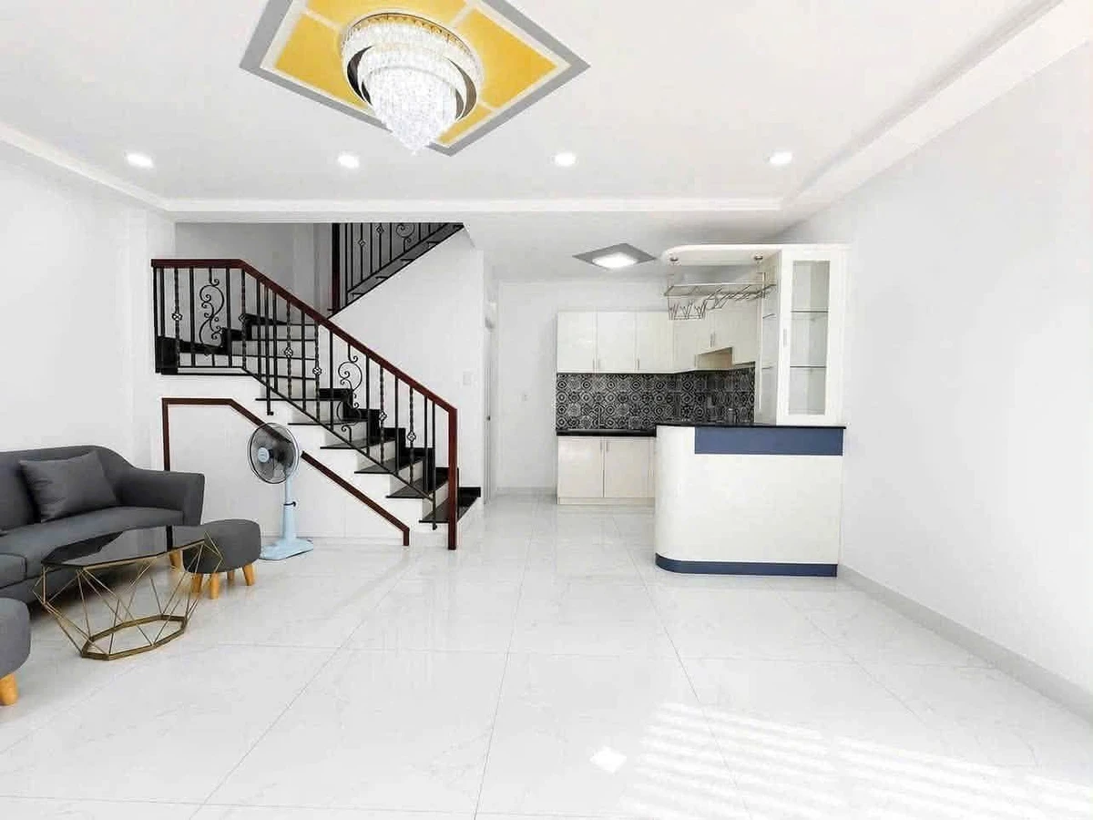 Nhà mặt tiền Nguyễn Thượng Hiền 40m² 3 PN 5.9 tỷ - Ảnh 1