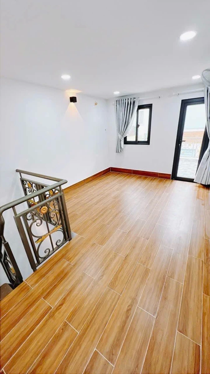 Bán nhà phố 4 tầng 80m2 gần Vĩnh Hội Quận 4, giá 6,7 tỷ - Ảnh thu nhỏ 4