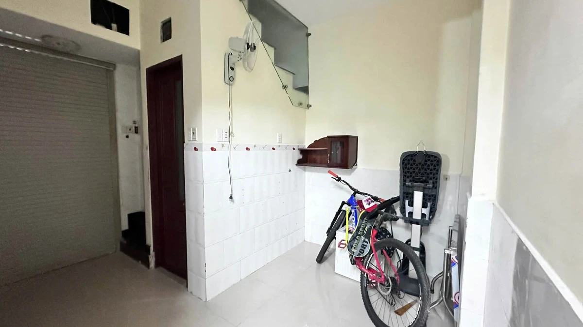 Bán nhà góc 2 mặt hẻm Đoàn Văn Bơ Quận 4, 28m², 3 tầng, giá 3,7 tỷ - Ảnh thu nhỏ 4