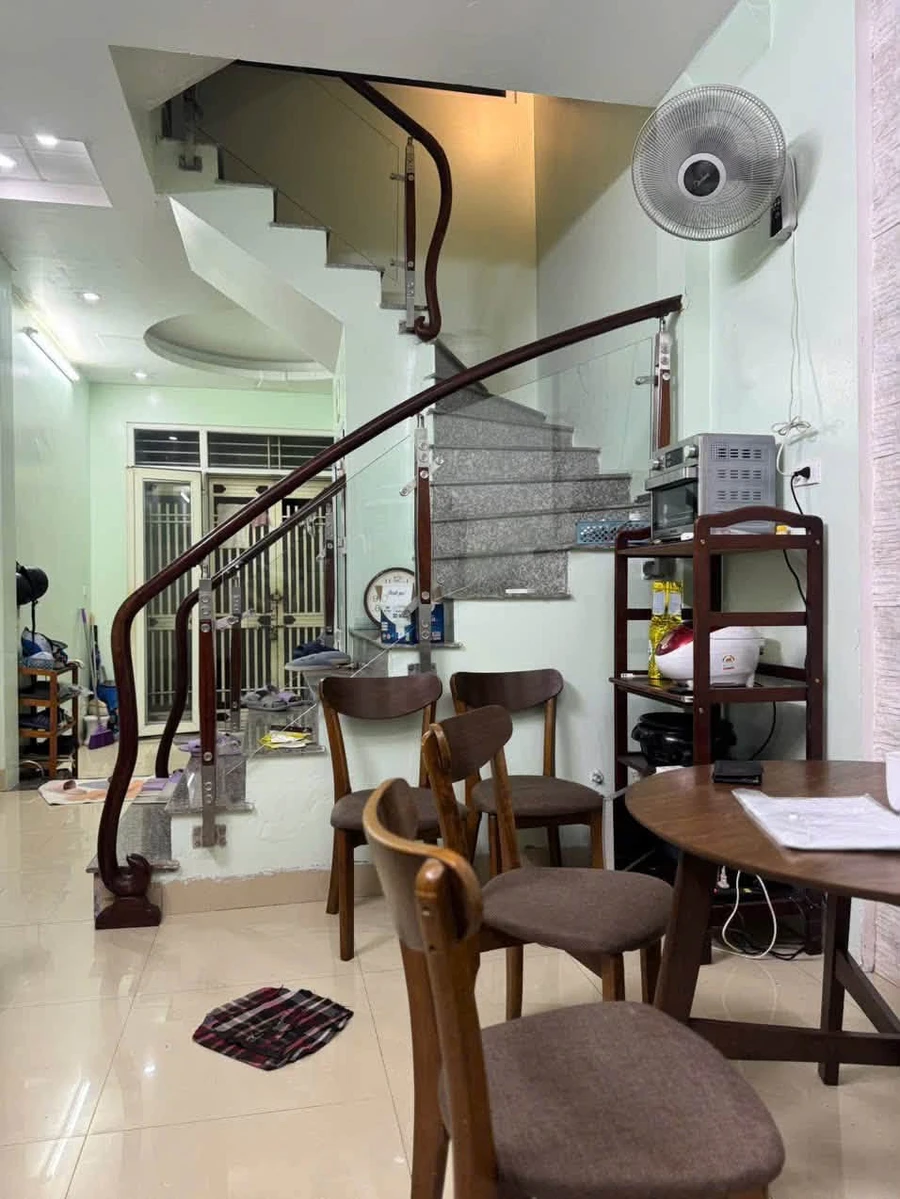 Bán nhà phố Lê Văn Lương 35m2, 5 tầng, 8 tỷ - Ảnh thu nhỏ 2
