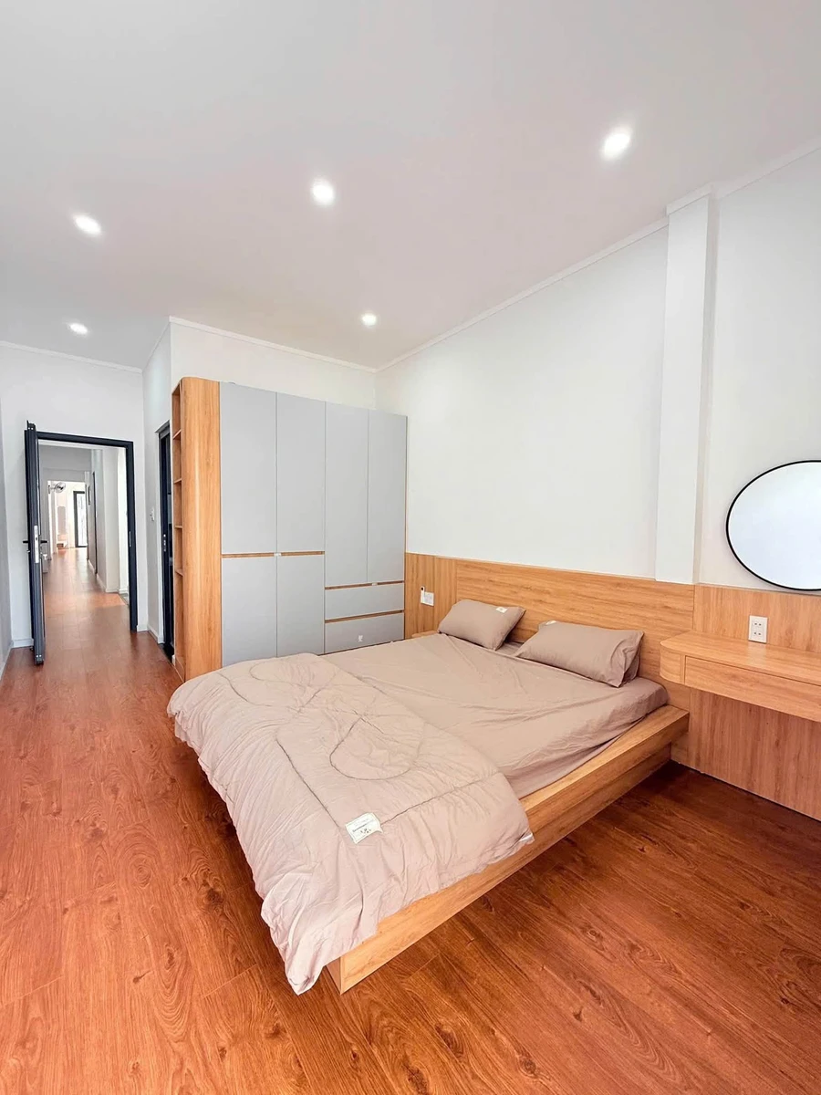 Bán nhà phố 3 phòng ngủ 132m2 Nguyễn Lương Bằng, Bình Tân, 2 tỷ - Ảnh 1