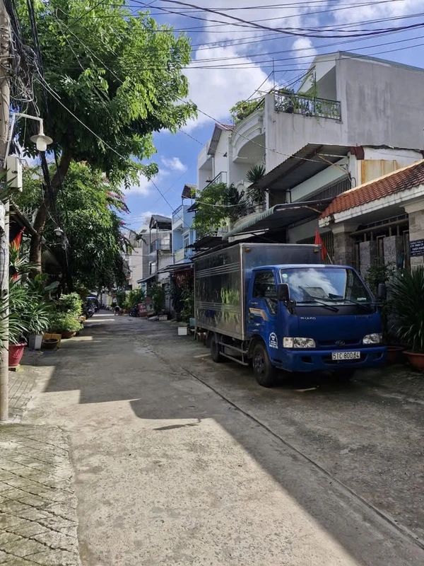 Cho thuê nhà hẻm 4PN, 2WC Phan Huy Ích, Tân Bình - 13 triệu/tháng