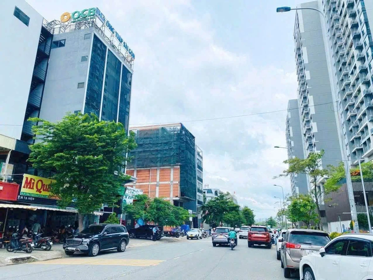 Bán tòa nhà 7 tầng Tạ Hiện Thủ Đức 189m² 14 tỷ - Ảnh thu nhỏ 3