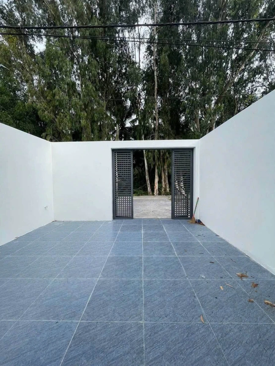 Bán nhà mặt tiền Hồ Thị Nghiêm, Rạch Giá 140m2 - Ảnh thu nhỏ 3