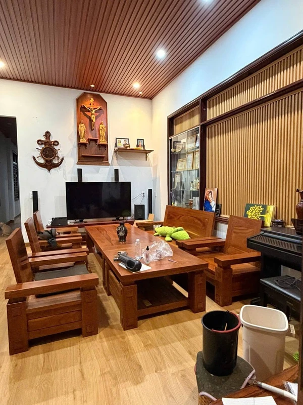 Bán nhà mặt tiền Nguyễn Đình Hoàng 100m² Quận 1