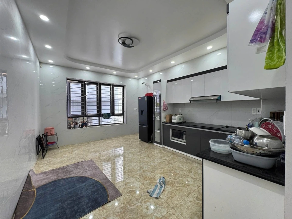 Bán nhà Nguyễn Hữu Tuệ 80m² 3 tầng giá 3 tỷ - Ảnh thu nhỏ 3