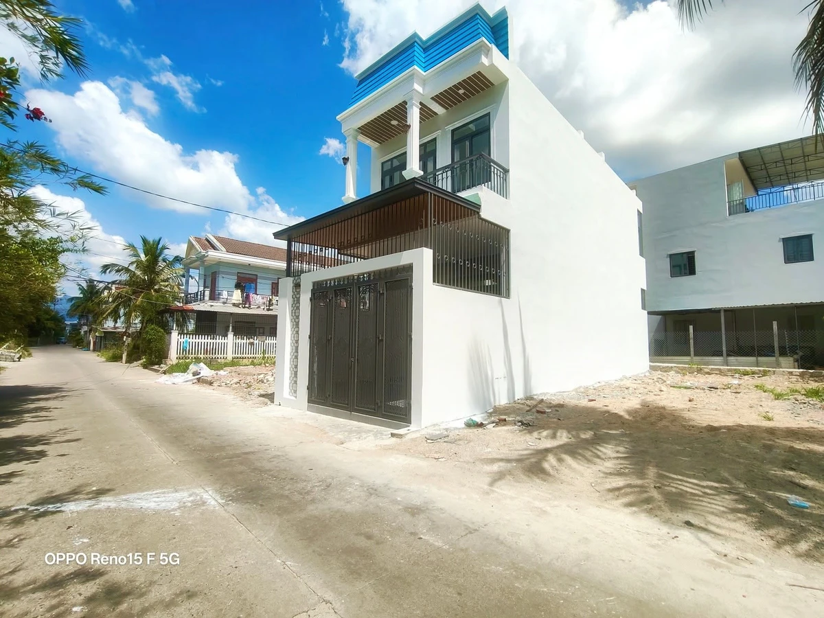 Bán nhà 2 tầng 124m2 mặt tiền Võ Dõng Vĩnh Trung, Nha Trang - Ảnh thu nhỏ 2