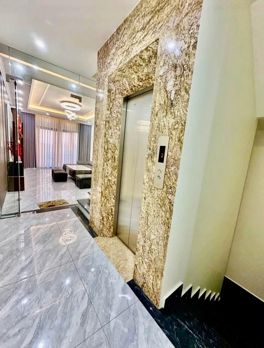 Bán nhà 5 tầng 75m2 mặt đường Bùi Viện, Quận 12 - Ảnh thu nhỏ 4