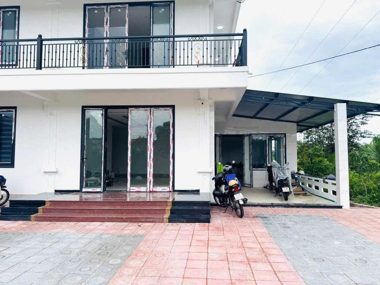 Cho thuê đất trống và văn phòng MT Võ Văn Kiệt 770m2, 9tr/tháng - Ảnh 1