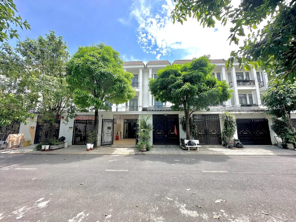 Bán nhà hoàn công 4 phòng 92m² KDC Hoàng Nam 3 Dĩ An - Ảnh thu nhỏ 3