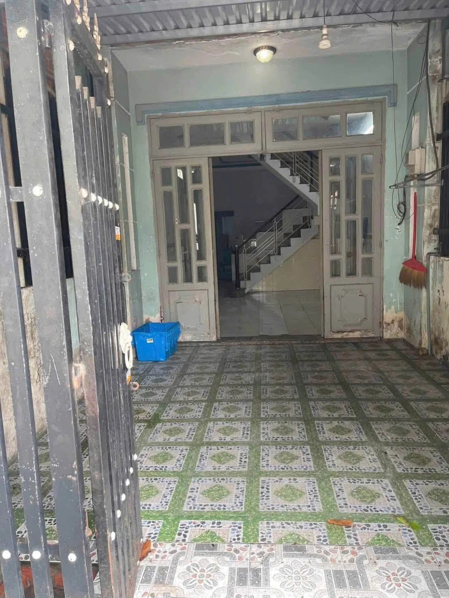 Cho thuê nhà 1 trệt 1 lầu 4 PN 88m² Đông Thạnh Hóc Môn - Ảnh thu nhỏ 2